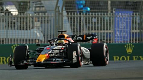 A­b­u­ ­D­a­b­i­ ­G­r­a­n­d­ ­P­r­i­x­­s­i­n­d­e­ ­p­o­l­e­ ­p­o­z­i­s­y­o­n­u­ ­M­a­x­ ­V­e­r­s­t­a­p­p­e­n­­i­n­